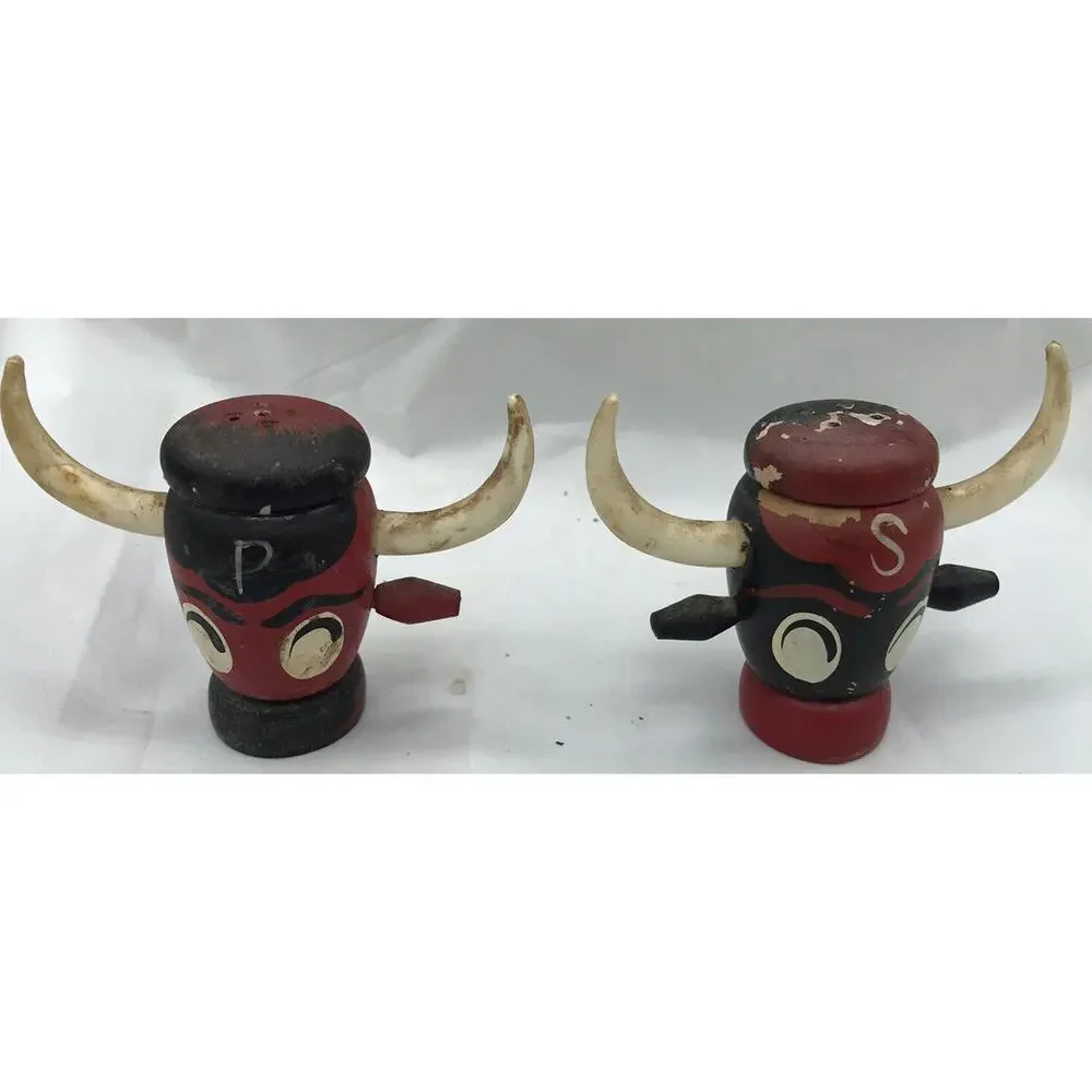 longhorn cow salt /pepper shakers.‎ 623BB
